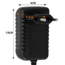 BERGE Zásuvný LED zdroj 12V - 24W - 2A