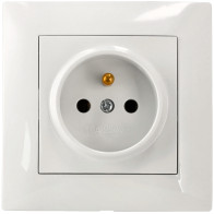 Jednoduchá zásuvka 2P+Z