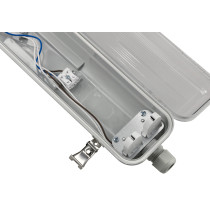 BERGE SADA 2x LED hermetických svietidiel Philips 2x128cm pre garáž a dielňu pre trubice