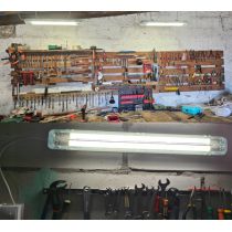 BERGE Hermetické svietidlo 120cm lampa + 2x LED trubice vodotesné 6000k studená teplota
